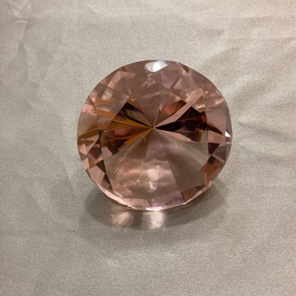 Pink Gem Jewel Diamond Faceted Glass Paperweight with Box (faded) 2.5” x 2” VGUC - Picture 3 of 14